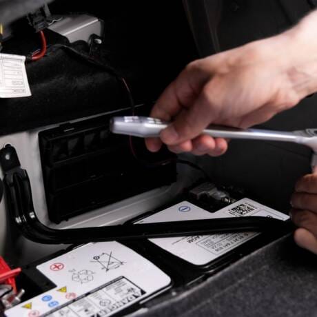 f30+bmw+battery+bracket